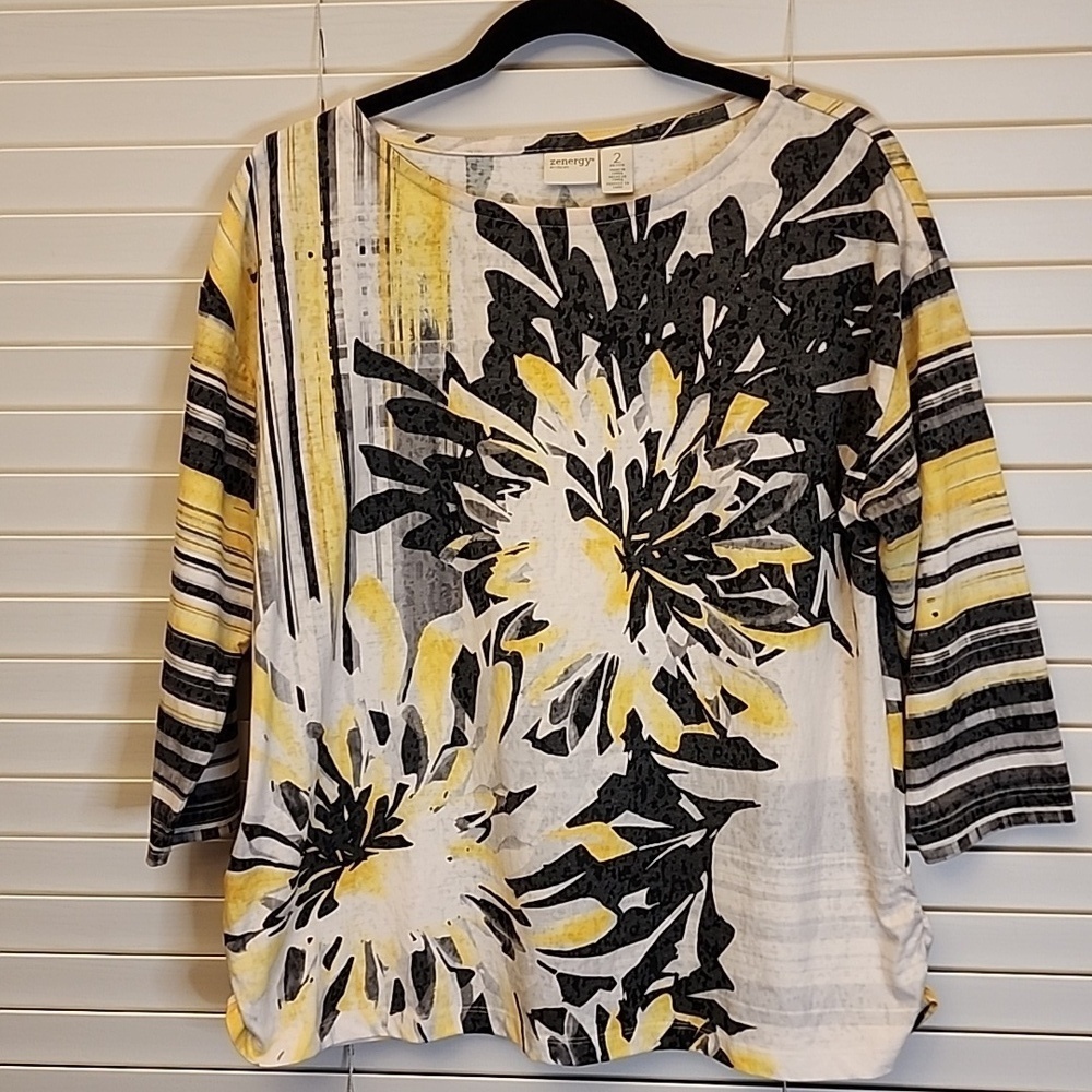 Chicos Easywear Women's Blouse Top Yellow & Black Floral 3/4 Sleeve sz 2P (10P)